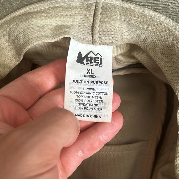REI Bucket Hat; Vented Explorer Hat - Picture 4 of 6
